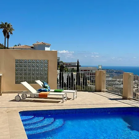 Villa Paraiso *